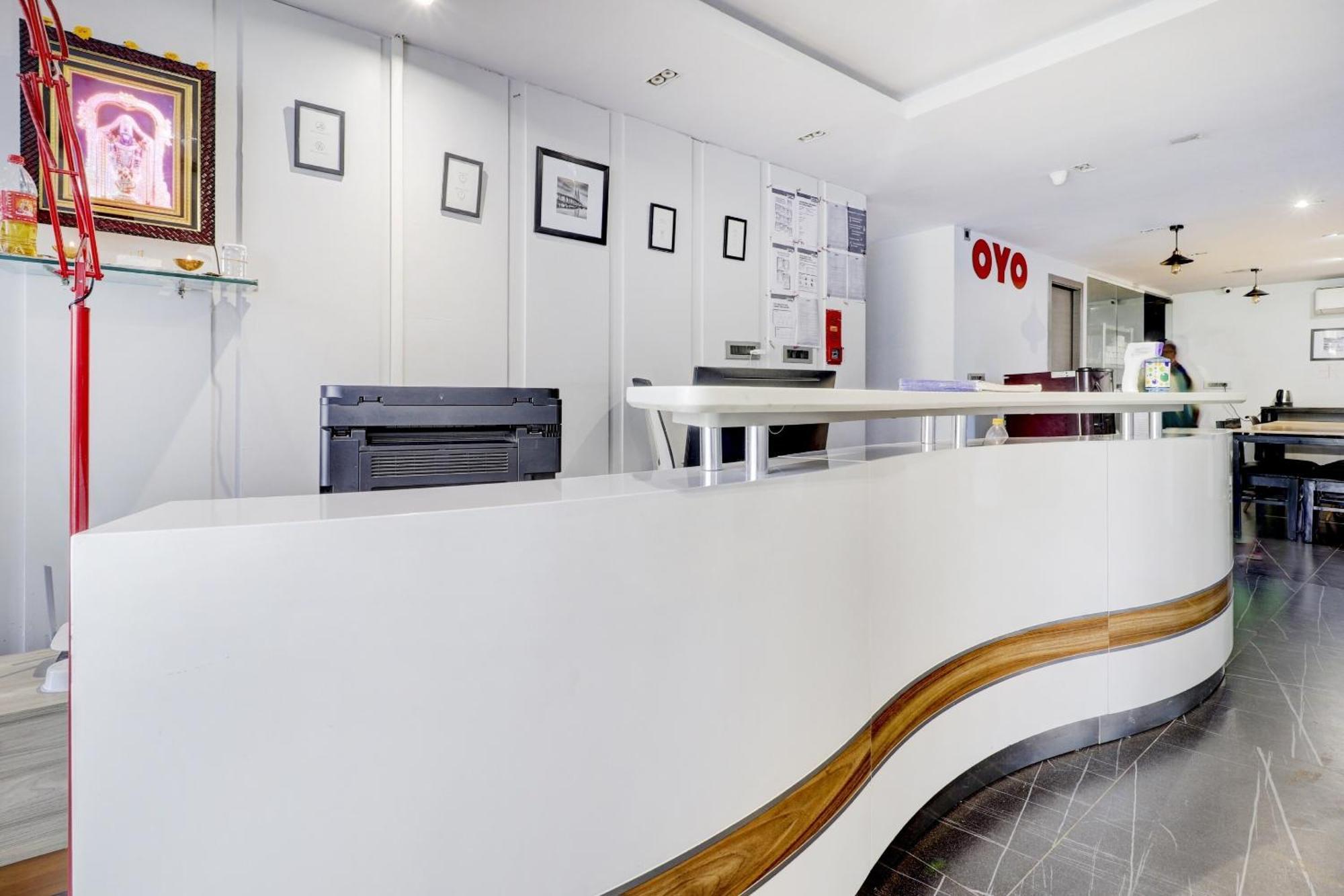 Super Sleek Townhouse Galexia Hotel And Resorts Бангалор Екстериор снимка